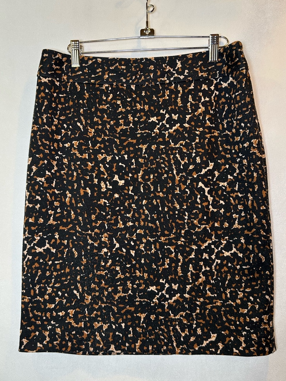 Lord & Taylor Animal Leopard Print Pencil Skirt. Career Office Size 6